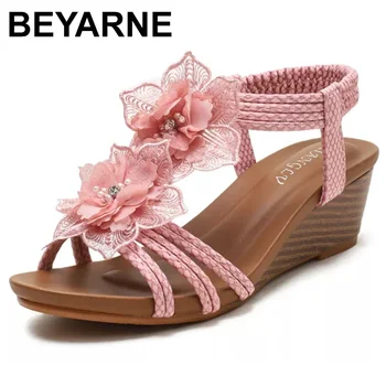 Дамски обувки BEYARNE/2021 г., Модни летни сандали с цветя модел в стил ретро, дамски обувки Големи Размери, плажни обувки